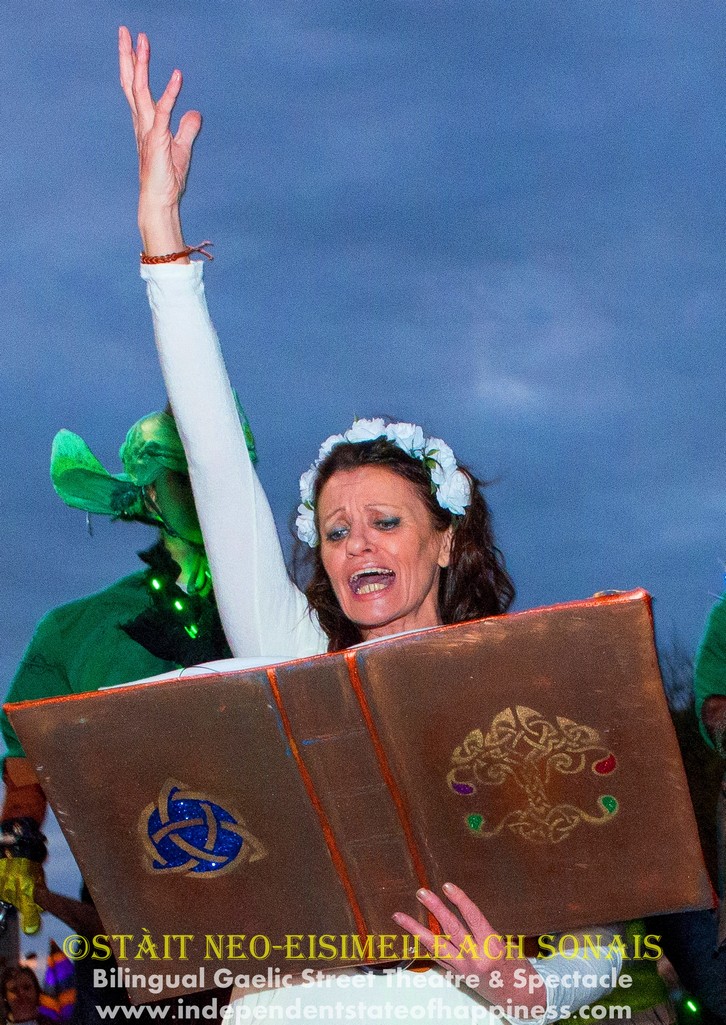Paisley Spellmaster Paisley Hlween Parade
